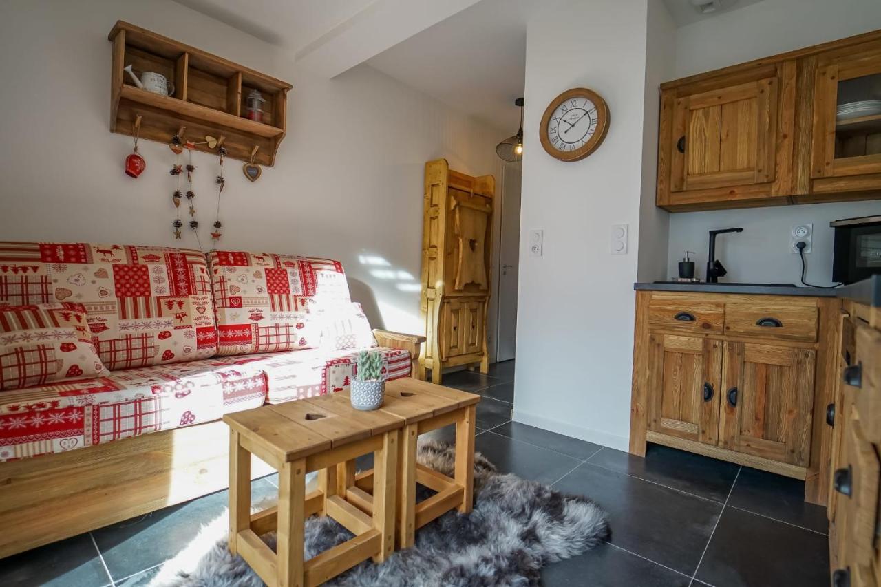 Le Petit Chalet - Studio Cosy à Lathuile pour 2 personnes Extérieur photo